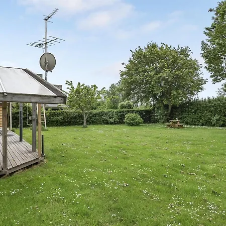 Virpi - 400m From The Sea By Interhome Nyaraló